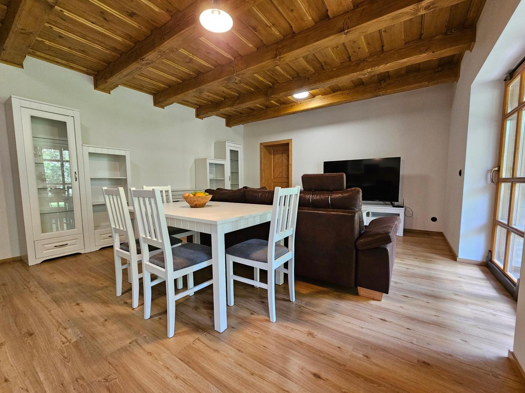 Apartmany Jezerne Velké Karlovice Habitación foto